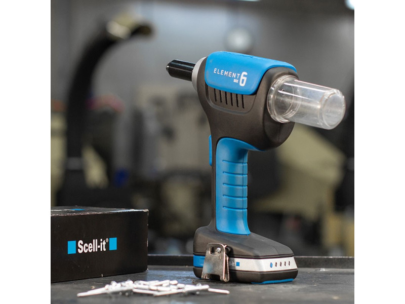 Заклепочник аккумуляторный  E-6 для вытяжных заклепок диаметром от 4,8 до 6,4 мм.