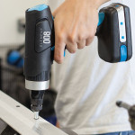 Заклепочник аккумуляторный Е-008 для резьбовых заклепок от М3 до М5 Заклепочник аккумуляторный Е-008 для резьбовых заклепок от М3 до М5